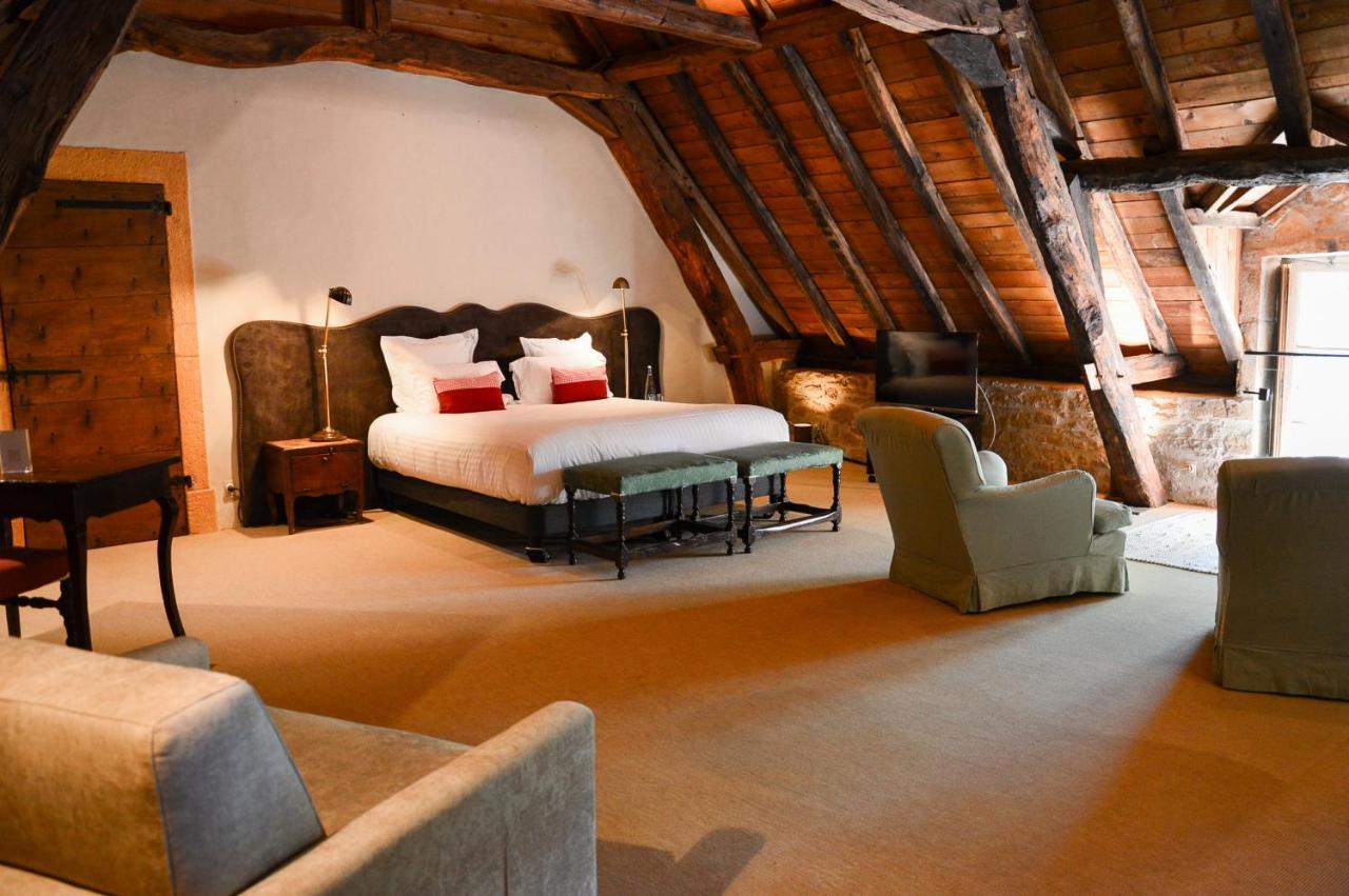 Chateau De Hotel 5*