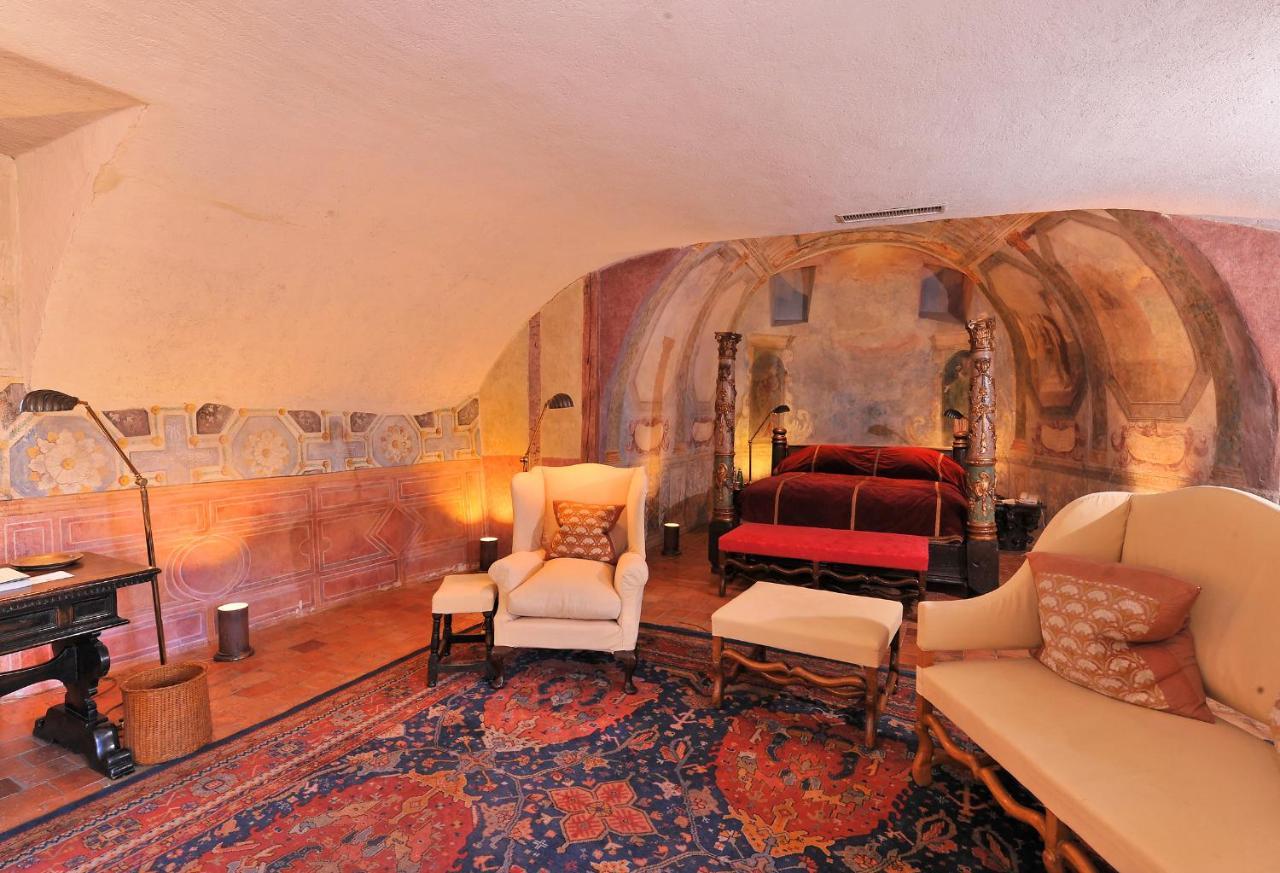 Chateau De Bagnols (Rhone)
